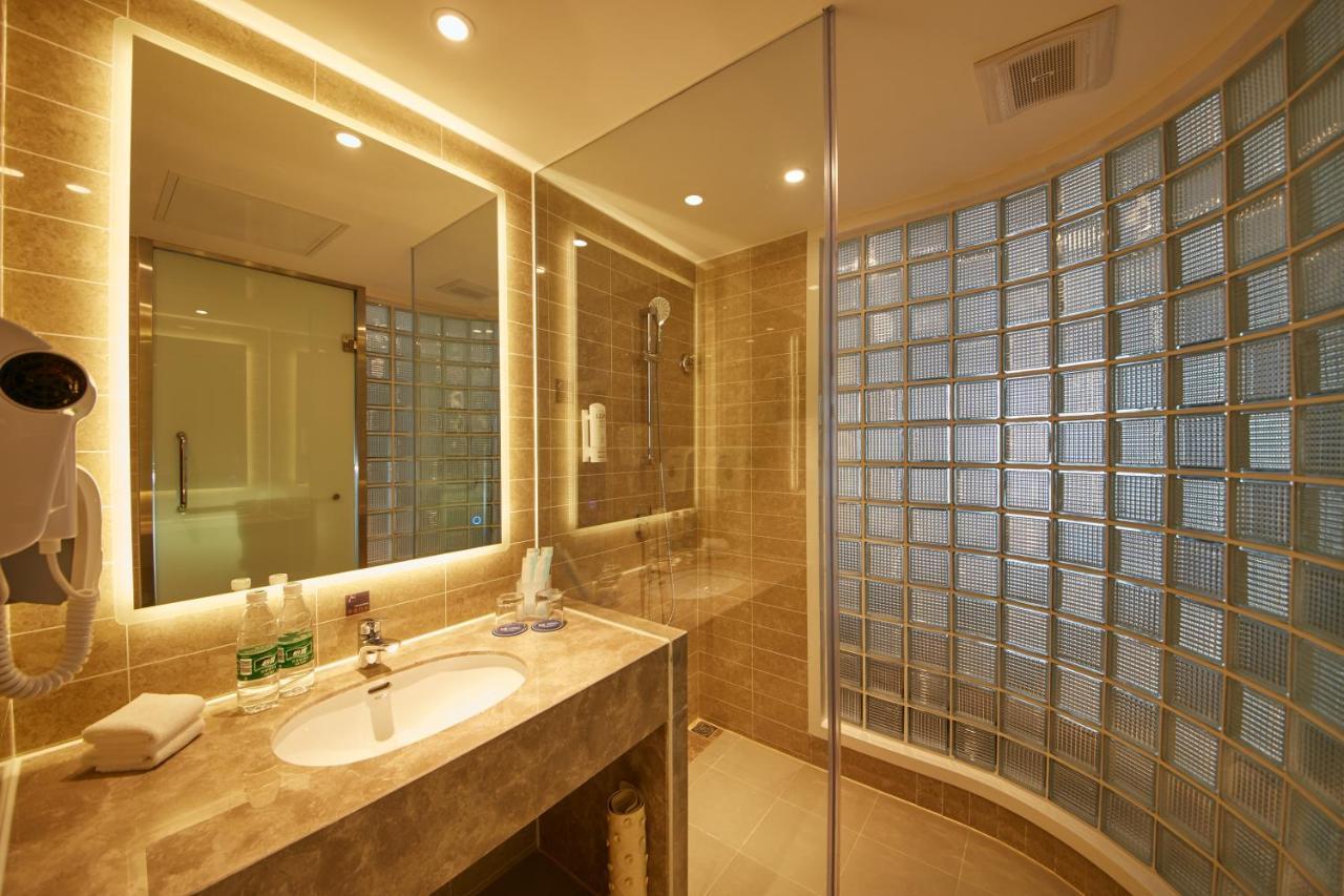 Holiday Inn Express Shenyang Tawan, An Ihg Hotel Eksteriør billede